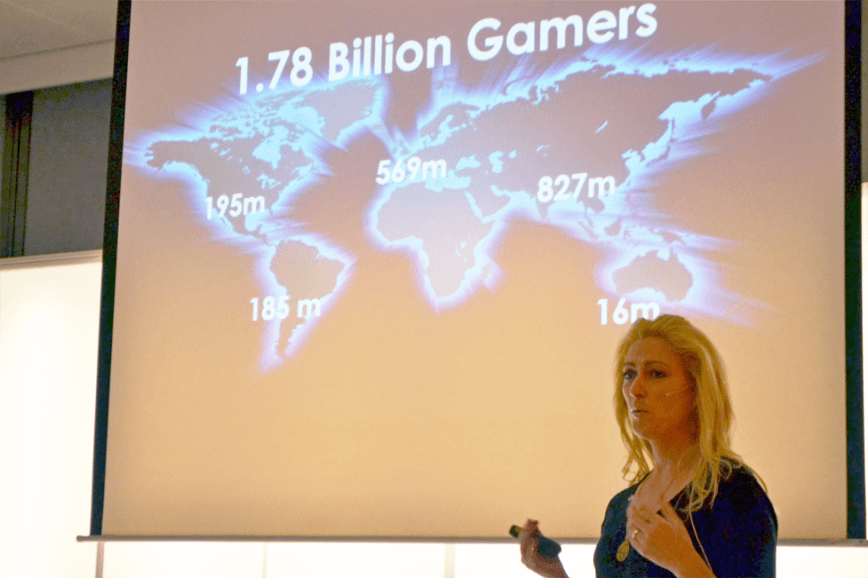 Jane McGonigal bij slotevent Growing Games